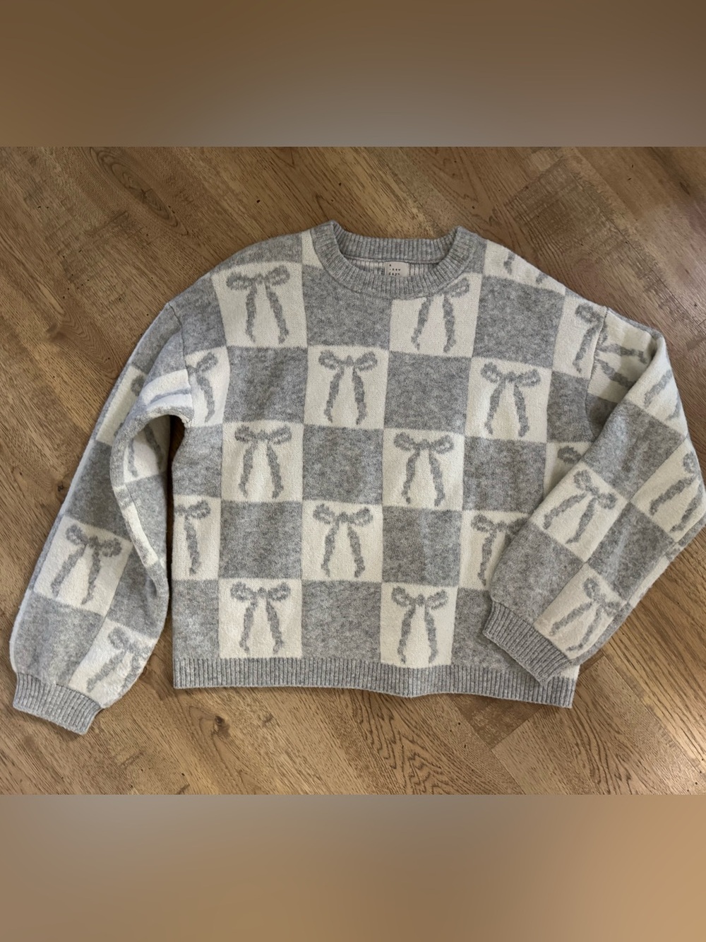 A New Day Gray Bow Check Sweater Medium Cozy Soft Pullover